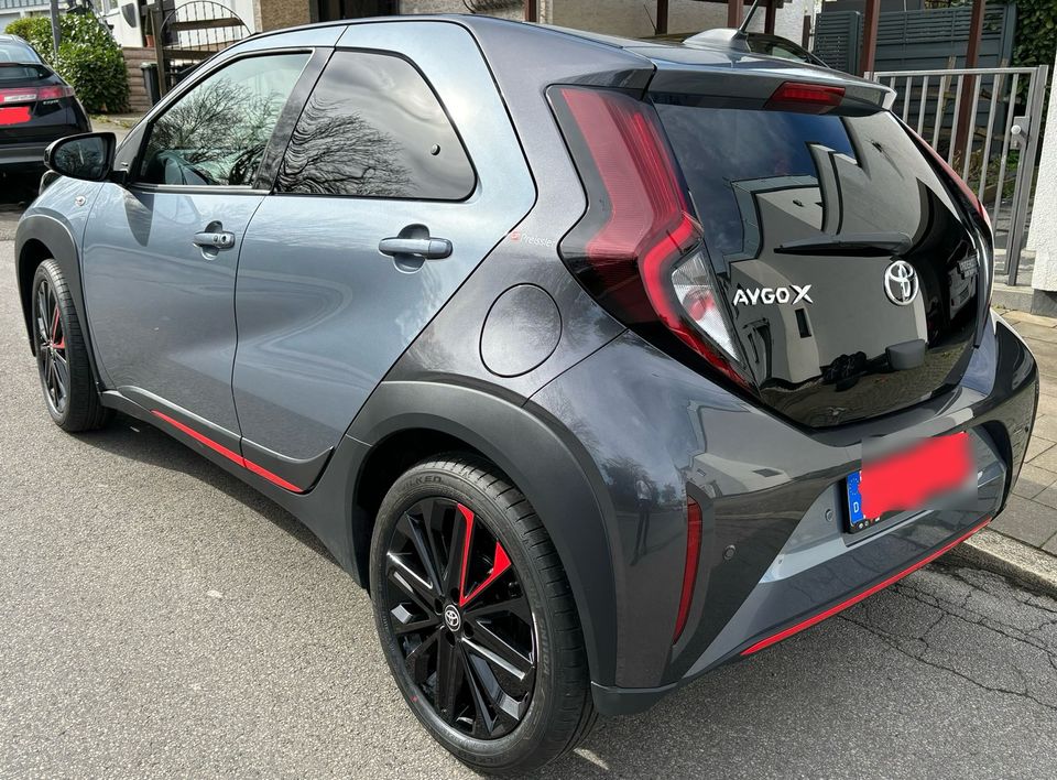 Toyota AYGO X UNDERCOVER Limited Edition einer von 500 in Aachen