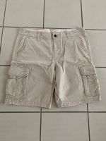 Hollister Cargo Short Herren creme Gr. 36 gut Nordrhein-Westfalen - Oerlinghausen Vorschau