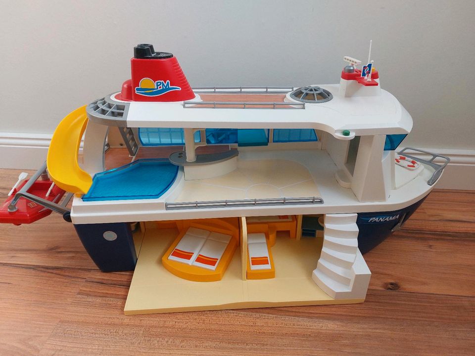 Playmobil Kreuzfahrtschiff Nr 6978, neuwertig in Apensen