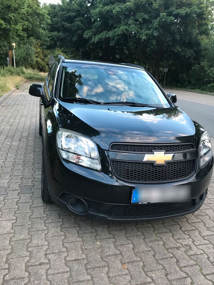 Chevrolet Orlando 1.8L -LS- 7 Sitzer 11/2012 in Lüneburg