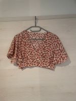 Süßes T-Shirt bauchfrei Blumenmuster rosa Niedersachsen - Bremervörde Vorschau