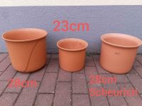 Mehrere Übertöpfe, cremeweiß + terracotta, 23 -34cm Nordrhein-Westfalen - Wilnsdorf Vorschau