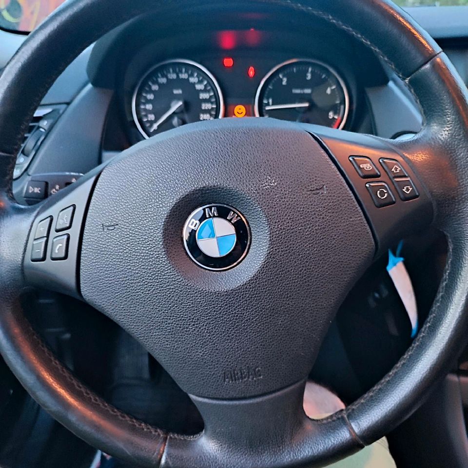 BMW X1 S Drive in Düsseldorf