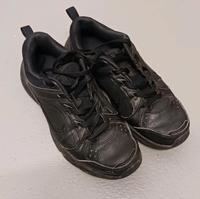 Turnschuhe Nike schwarz 43 Bayern - Gauting Vorschau