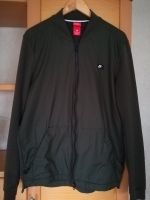 NIKE Sportjacke khaki Gr. M Jungen Herren Jacke grün Nordrhein-Westfalen - Paderborn Vorschau