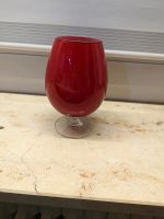 Rotes Kelch Glas mit Fuß Bayern - Lauingen a.d. Donau Vorschau