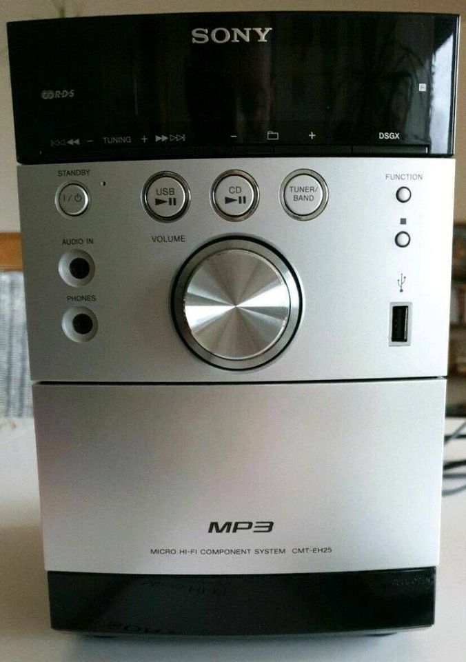 Sony Micro HI-FI in Eppstein