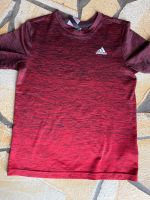 Zwei wenig getragene Adidas Jungenshirts Gr 164 Bayern - Kaufbeuren Vorschau