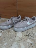 Nike Sneaker in Größe 41 einmal getragen Nordrhein-Westfalen - Wadersloh Vorschau
