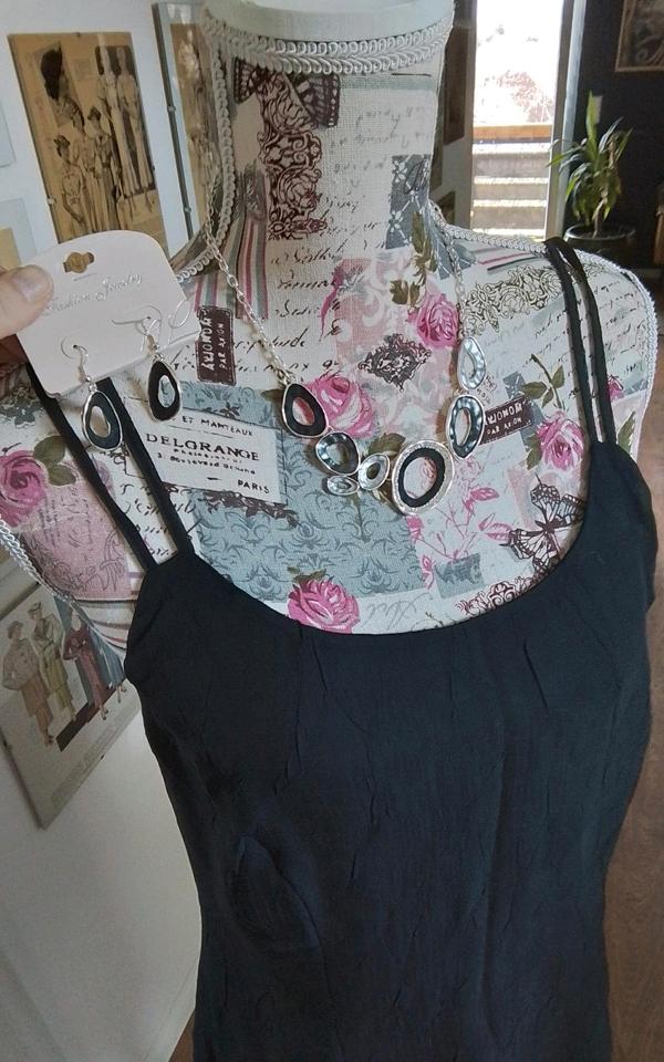 Halskette, Ohrringe, Collier,  Modeschmuck Schwarz Silber in Bad Friedrichshall