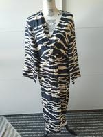 H&M Maxikleid Sommer Zebra schwarz creme weiß Strandkleid S NEU Bayern - Hallstadt Vorschau