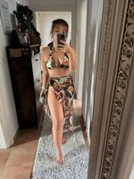 3 teiliges Bikini Set tropical Muster Strand Urlaub Bayern - Erlangen Vorschau