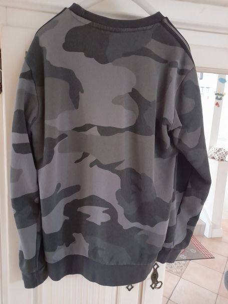 ADIDAS Sweatshirt "Camouflage" in Grünendeich Niederelbe