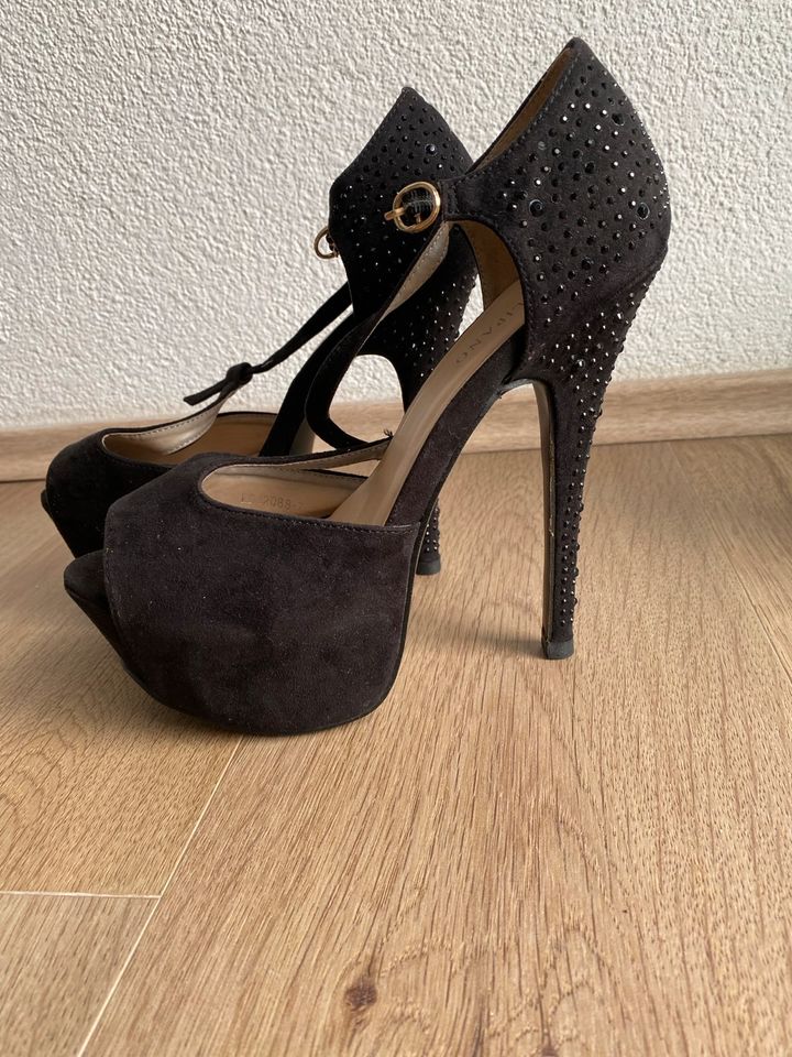 High Heels - Pumps schwarz in Donaueschingen