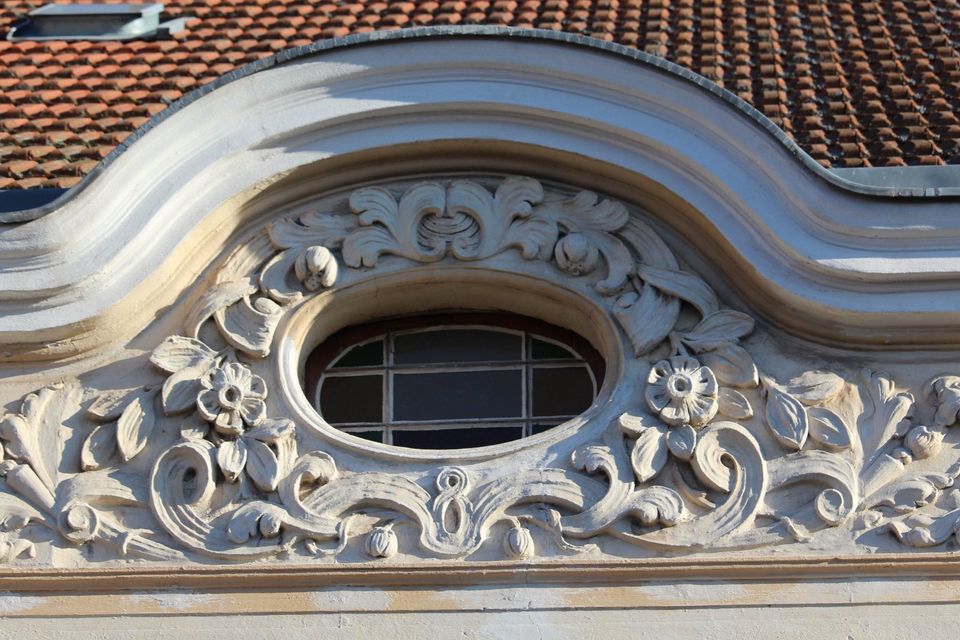 Wohnhaus (Jugendstil, 1904) + großflächige Werkstatt + Garten in Eilsleben