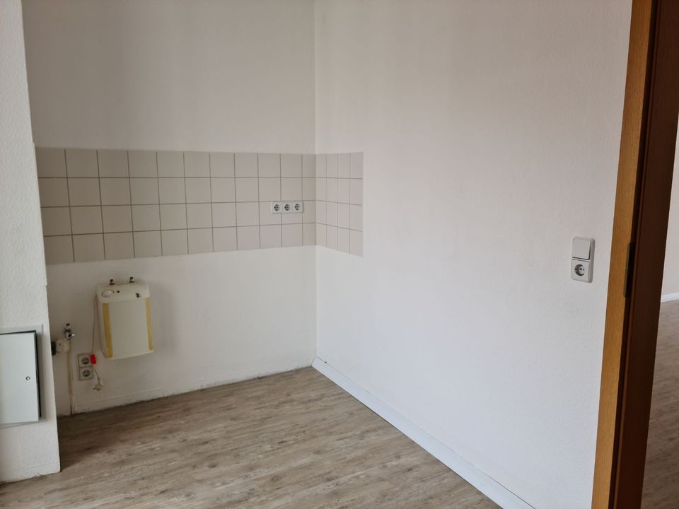 Schöne 2-Raumwohnung im Zentrum, Fahrstuhl, Balkon in Halberstadt