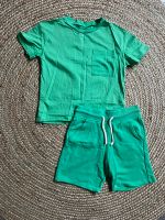 2 teiliges Set / Tshirt + Hose / H&M / Größe 122 Niedersachsen - Weyhe Vorschau