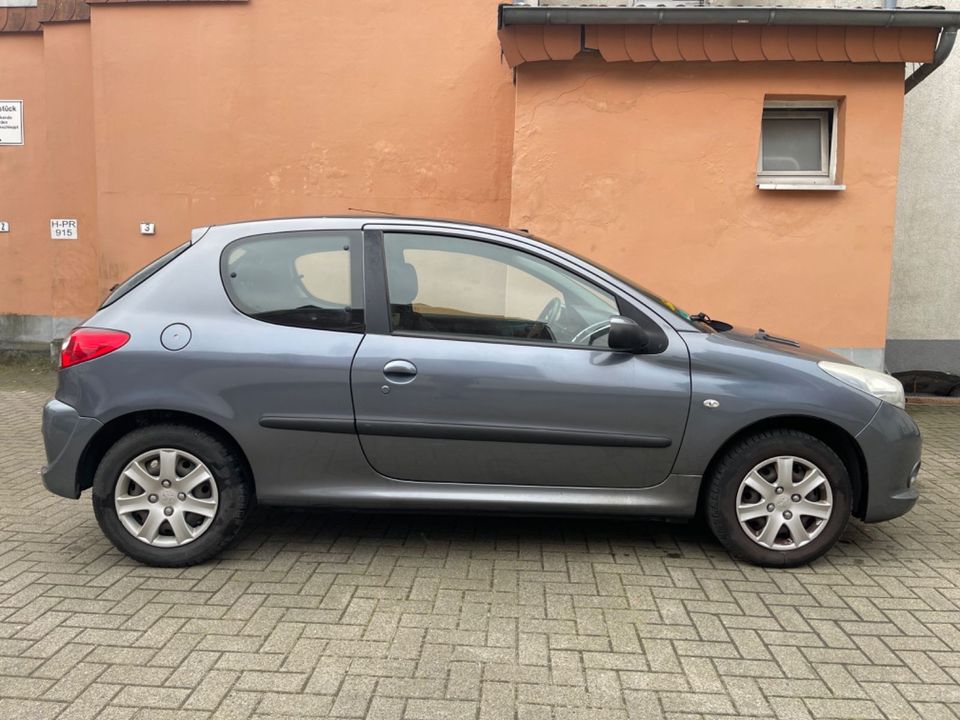 Peugeot 206 + Basis in Hannover