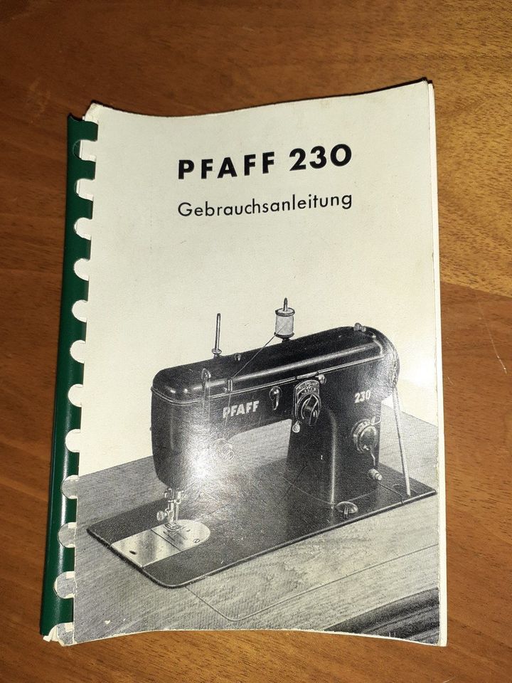 Nähmaschine PFAFF 230 & Zubehör, Retro Vintage, sehr gut erhalten in Leinfelden-Echterdingen