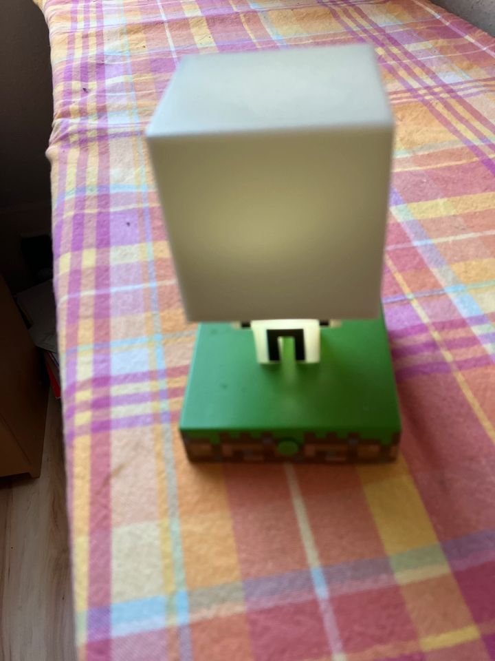 Lampe Minecraft in Kirschau