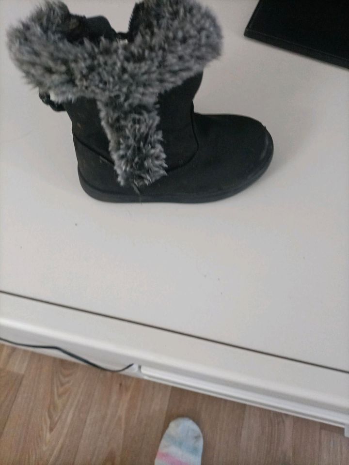 Kinderstiefel gefunden in Leipzig