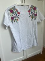 Zara Shirt Blumen weiß S Stickerei Boho Nordrhein-Westfalen - Remscheid Vorschau