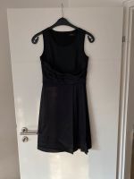 Weihnachten Sylvester Party Kleid Esprit gr 34 schwarz neu Satin München - Berg-am-Laim Vorschau