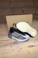 ADIDAS YEEZY YZY QNTM  AMBTIN GX1331 Schuhe Gr. 40 NEU München - Thalk.Obersendl.-Forsten-Fürstenr.-Solln Vorschau