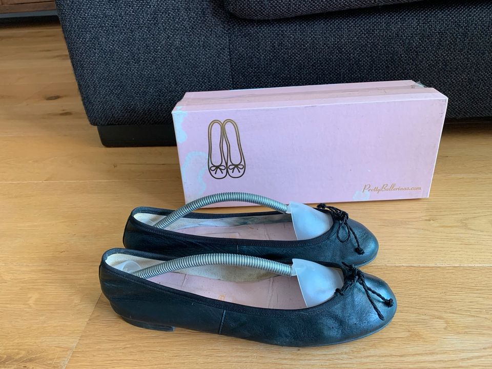 Ballerinas von Pretty Ballerinas schwarz Leder Gr 39 in München