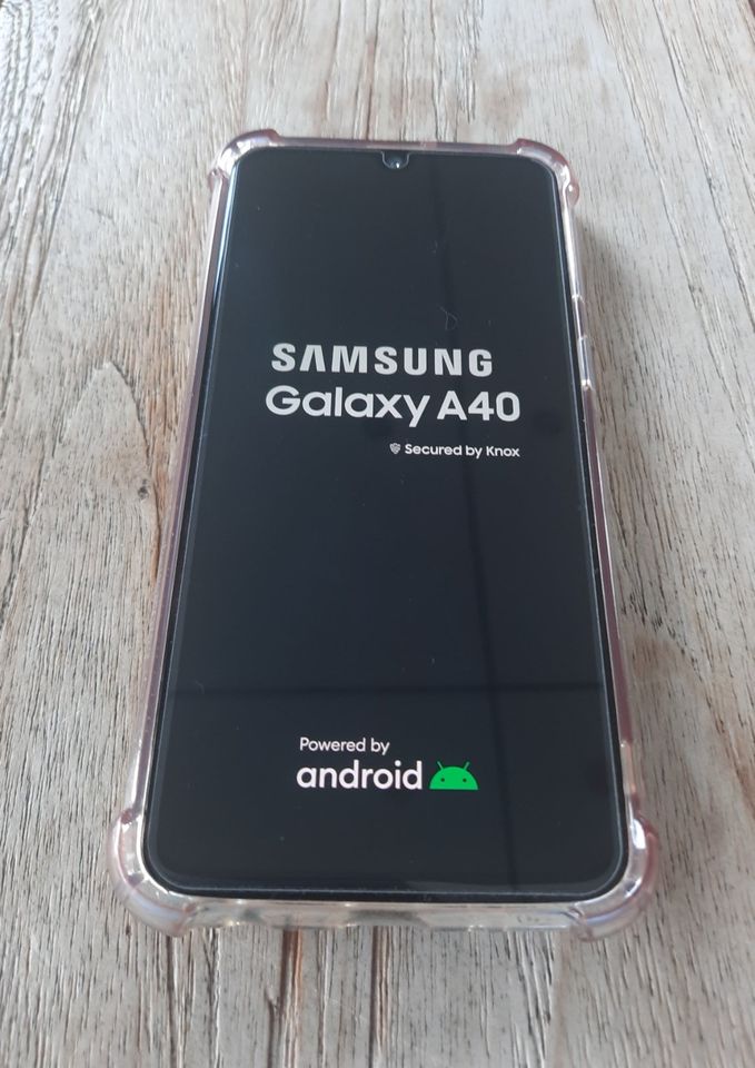 Samsung Galaxy A 40 64 GB weiß in Friedrichsdorf