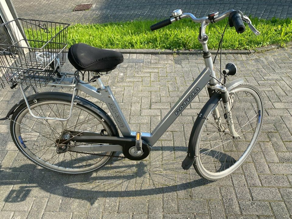 Damenfahrrad Patria in Burscheid