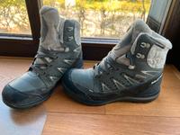 Salomon Winterschuhe Winter Wanderschuhe 40 Kr. München - Unterföhring Vorschau