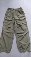 Neu Bershka Cargohose in Khaki Gr.M Damen Sachsen - Frohburg Vorschau
