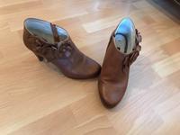 Bugatti Stiefelette Boots Schuhe, Größe 40, inkl. Versand Kreis Pinneberg - Pinneberg Vorschau