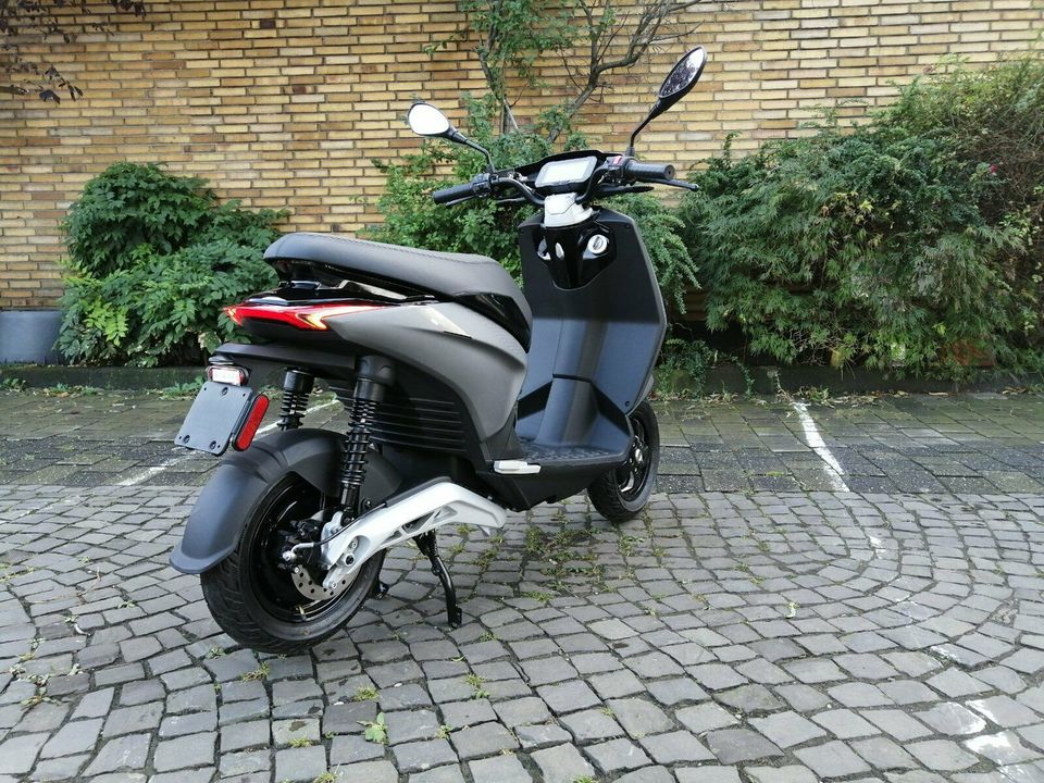 PIAGGIO 1 Activ "ONE"  60 Km/h Elektroroller * AUF LAGER* *NEU* in Köln