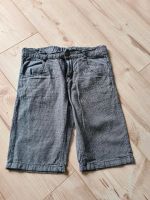 Jungen Shorts/Bermudas Gr. 128 Niedersachsen - Oldendorf (Landkreis Stade) Vorschau