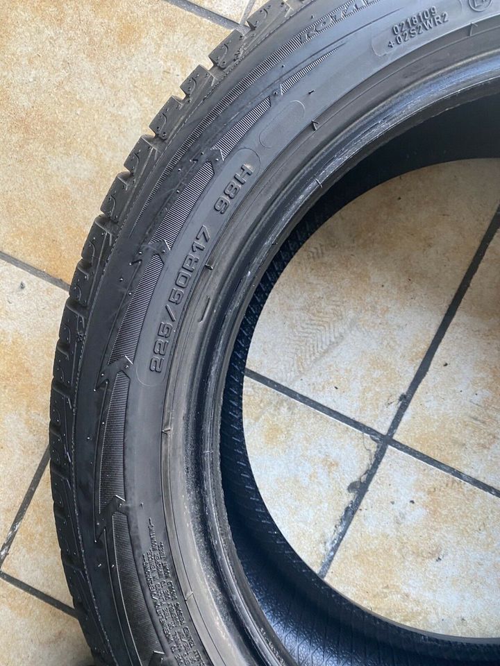 225/50R/17 98H Goodyear Ultra Grip Performance Gen-1 WiNEUWERTiG in Aschaffenburg