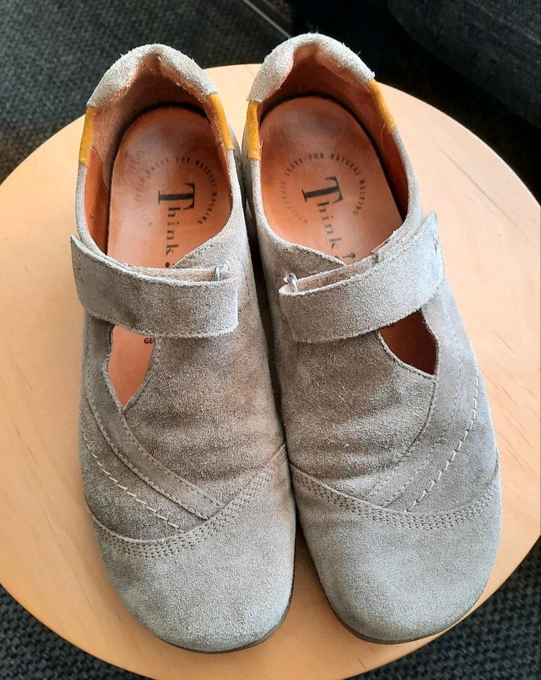 Schuhe der Marke Think in Berlin