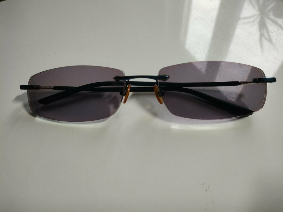 Sonnenbrille mit Stärke R-2,75/-0,75/167° L-3,25/-1,00/13° in Schwerte