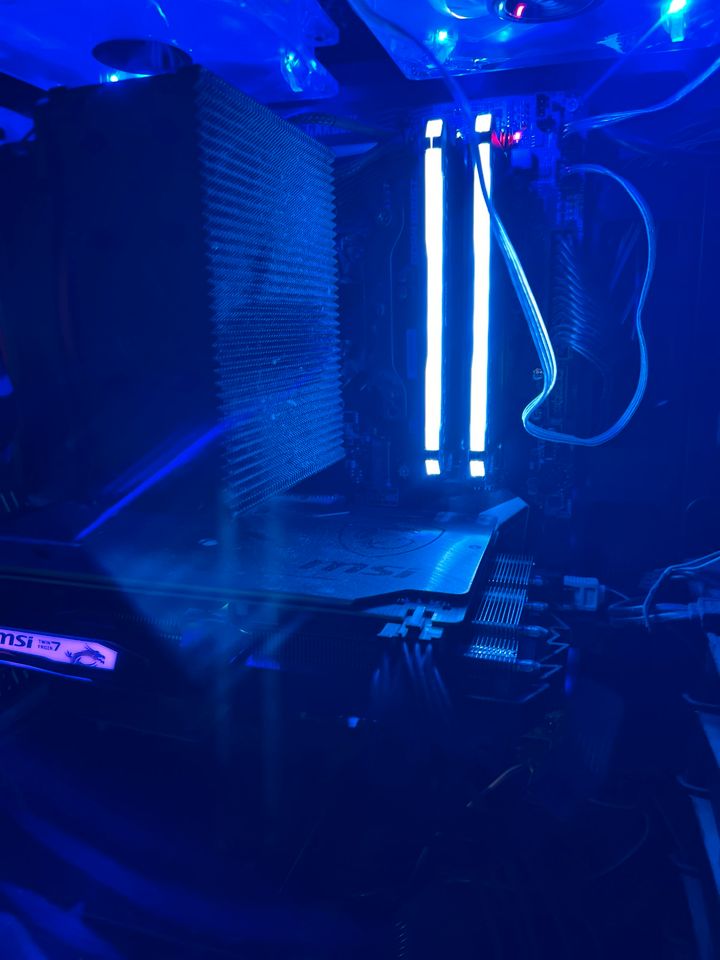 I5 9500 Msi Carbon Corsair Vengeance in Gerlingen