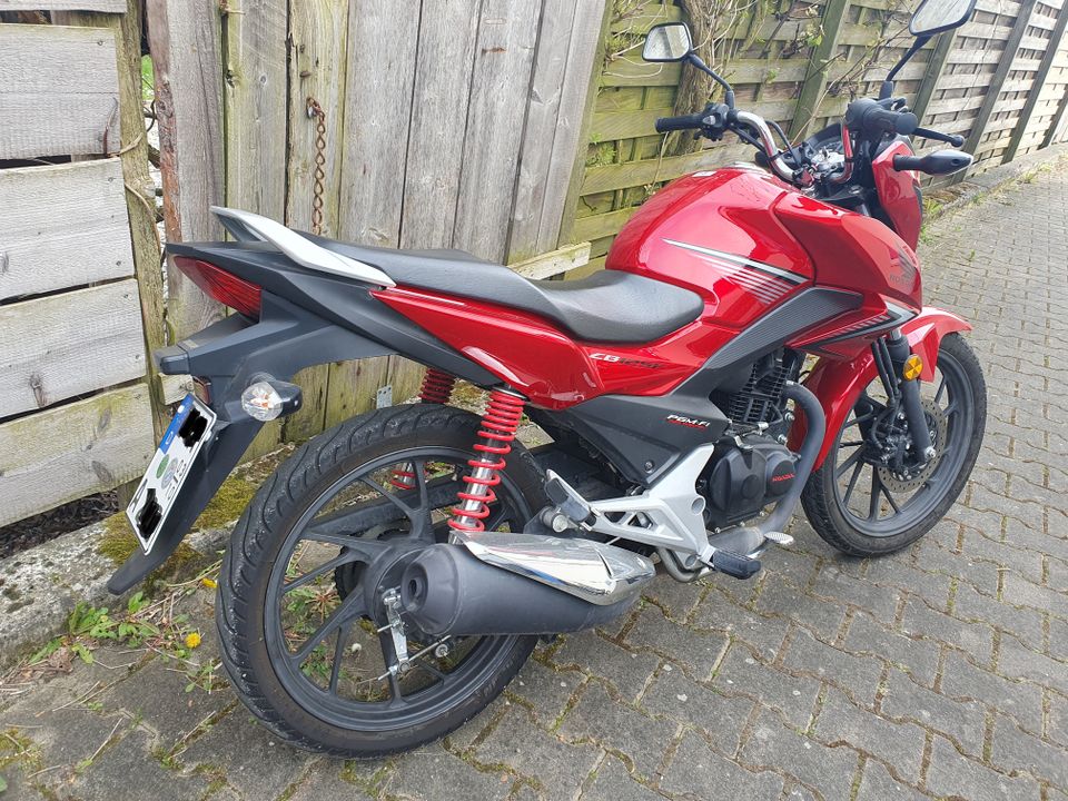 Honda CBF125 in Villenbach