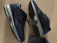 Hogan Sneaker Größe 37,5 dunkelblau mit Glitzer Wildleder Köln - Lindenthal Vorschau
