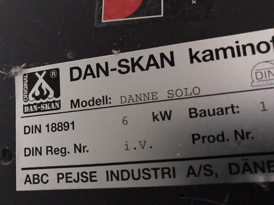 Wunderschöner Danne-Solo-K Kaminofen mit Keramikkacheln in München