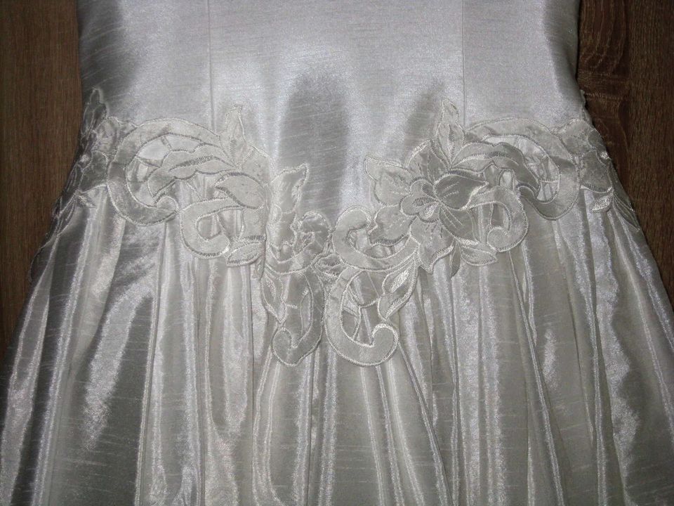 ♥Brautkleid,Hochzeitskleid Gr.36 Mod."MIRANDA"Schleier+Haarschmuc in Braunschweig