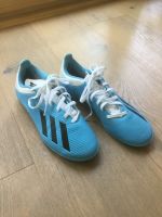 Fußball Schuhe Halle Adidas Größe 40 Sachsen - Bischofswerda Vorschau