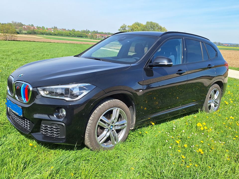 BMW X1, xdrive, M-Sport, AHK, Navi, HUD in Erding