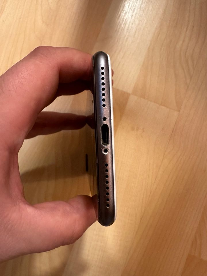 iPhone 8 Plus defekt in Heilbronn