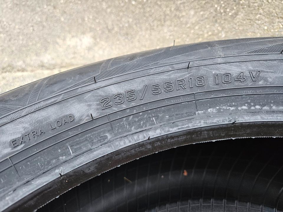 Falken Eurowinter HS01 SUV 235/55 R 18 104V XL in Garmisch-Partenkirchen