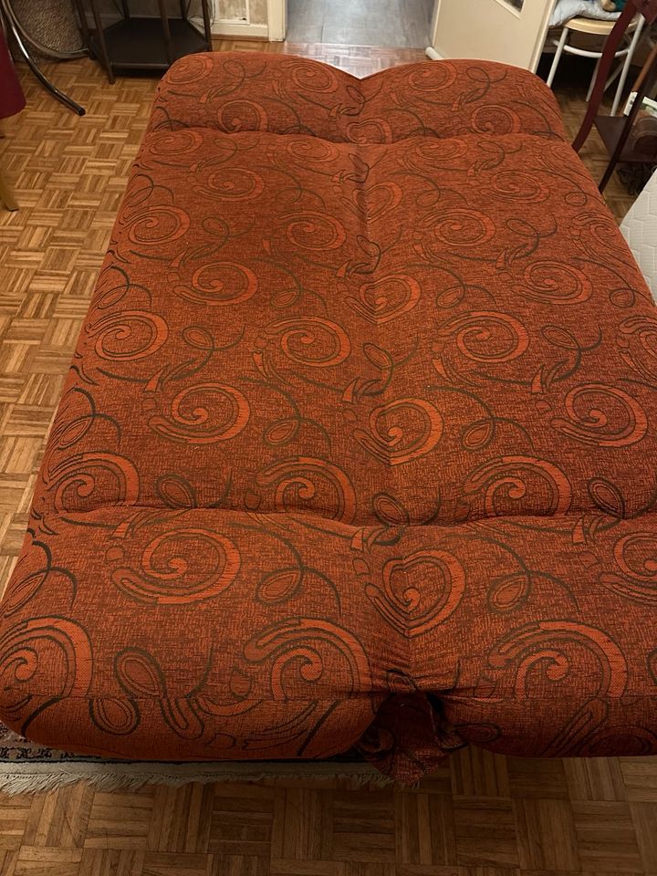 Rotes Aufklappbares sofa mit Bett mit Stauraum in Hamburg