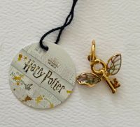 Pandora charm Anhänger Harry Potter fliegender Schlüssel Gold Bayern - Ingolstadt Vorschau